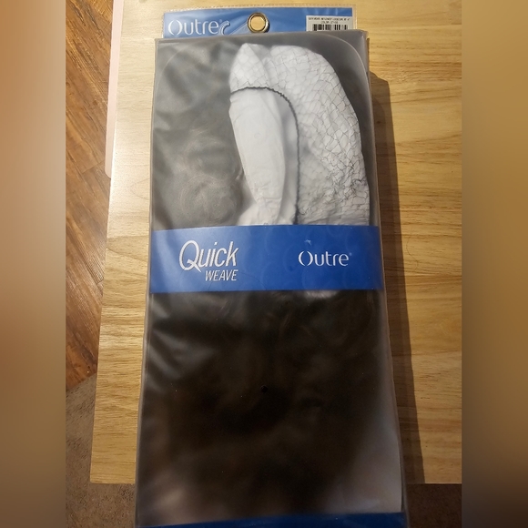 Outre Wet & Wavy loose curl 18"-2T1/30 - Picture 9 of 10